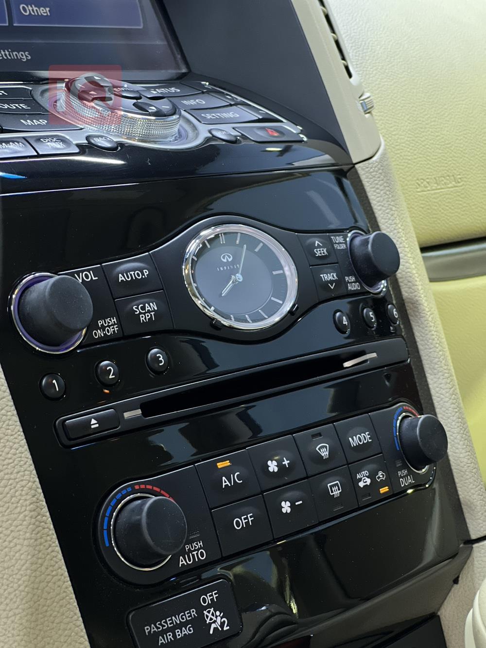 انفنتي QX70